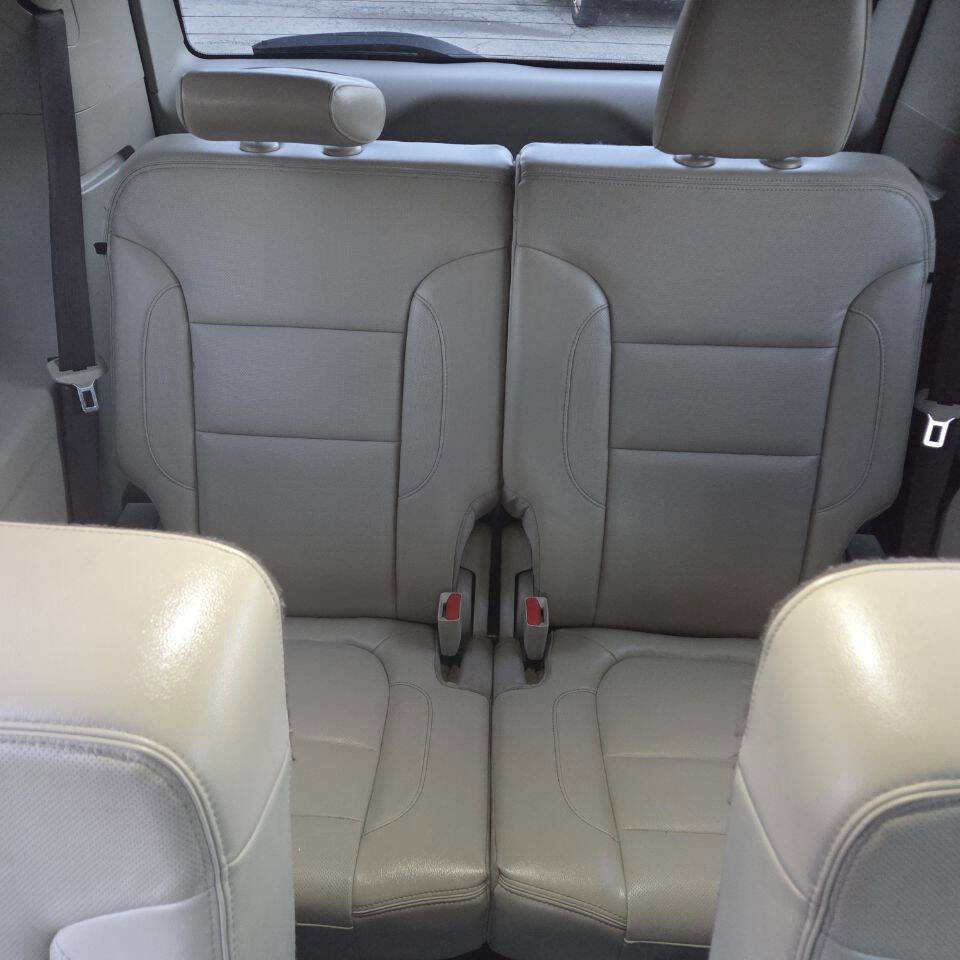 Used 2017 GMC Acadia Denali w/ Technology Package image 21