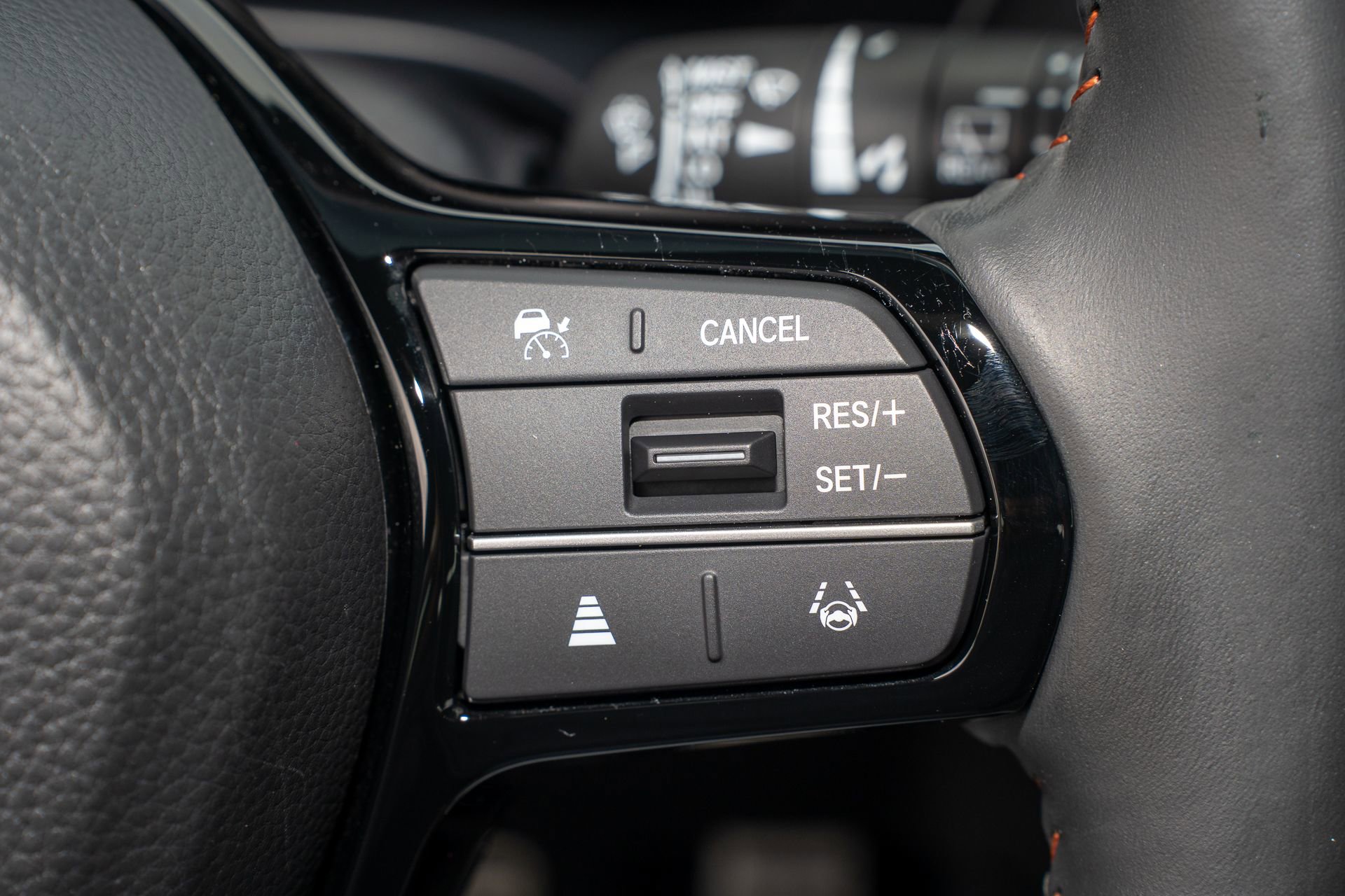 Certified 2024 Honda HR-V Sport image 32