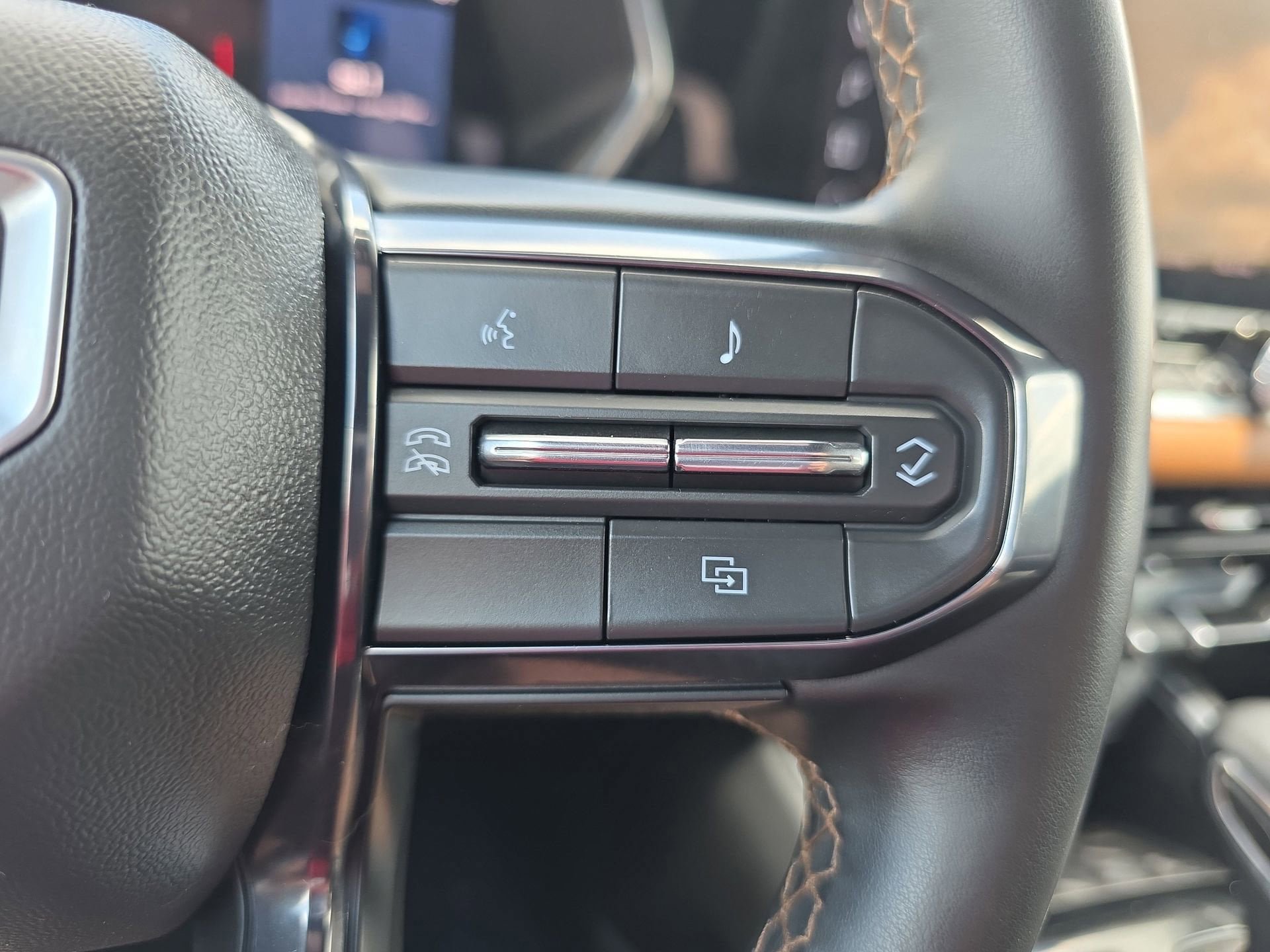 Used 2024 GMC Canyon AT4 AWD/4WD image 20