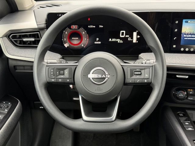 Used 2026 Nissan Kicks SV image 25