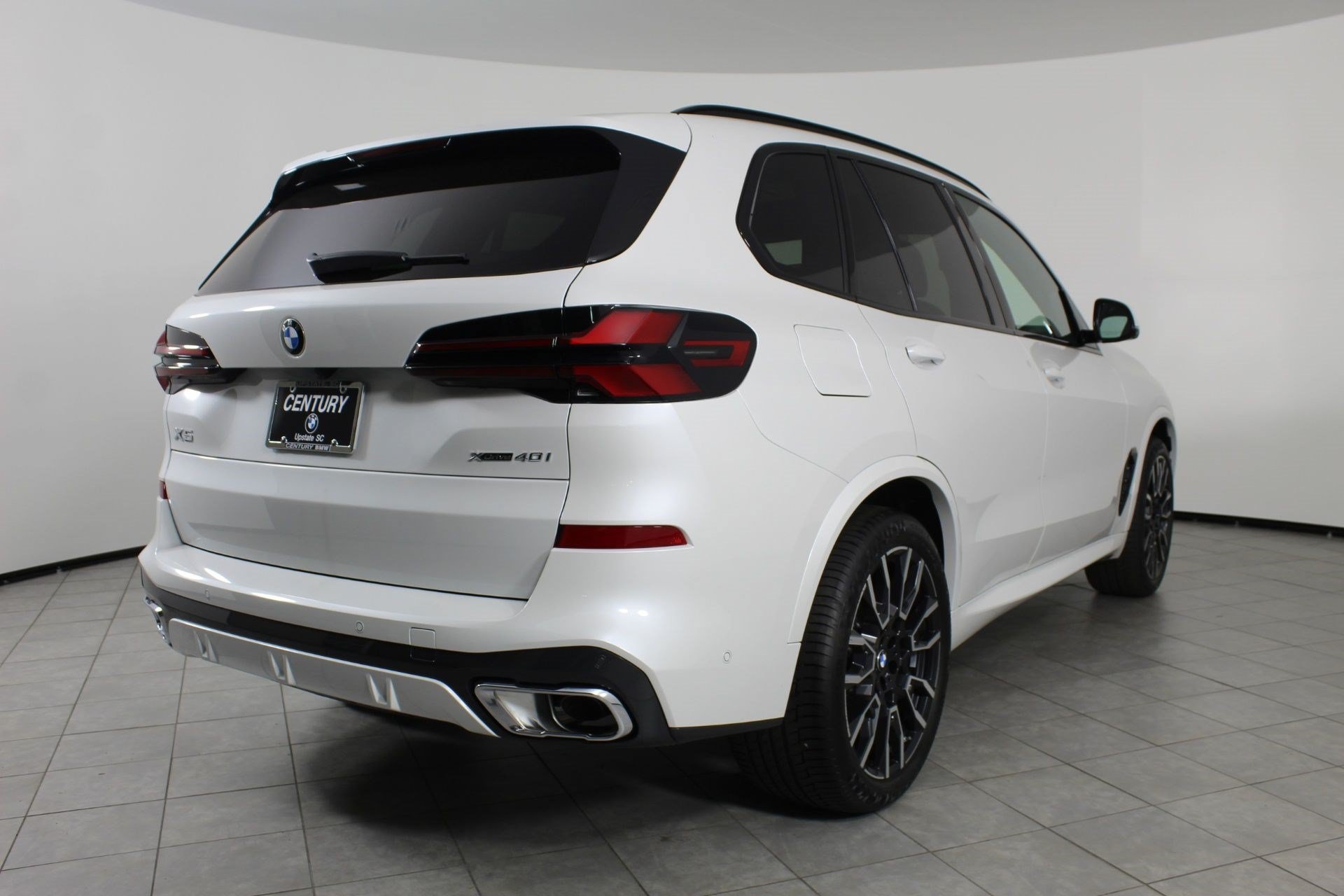 Used 2026 BMW X5 xDrive40i w/ M Sport Package AWD/4WD image 9