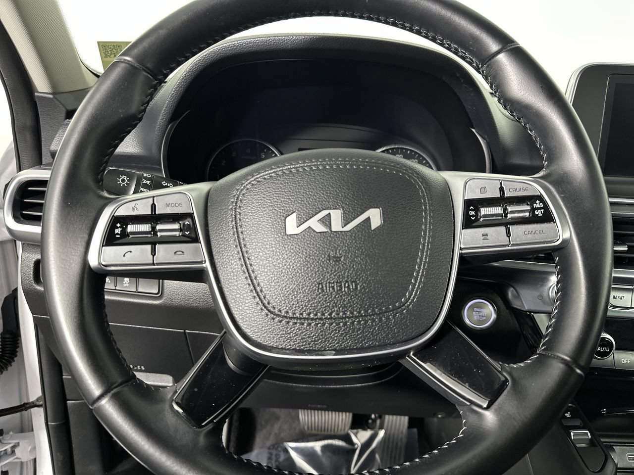 Certified 2022 Kia Telluride S FWD image 9