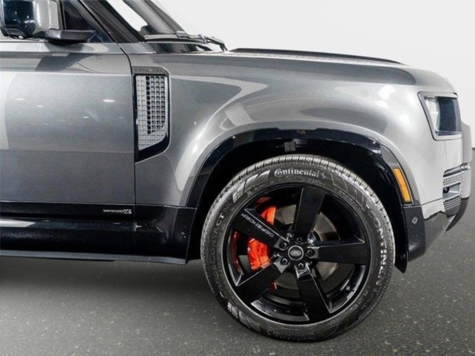 Used 2023 Land Rover Defender 130 X image 5