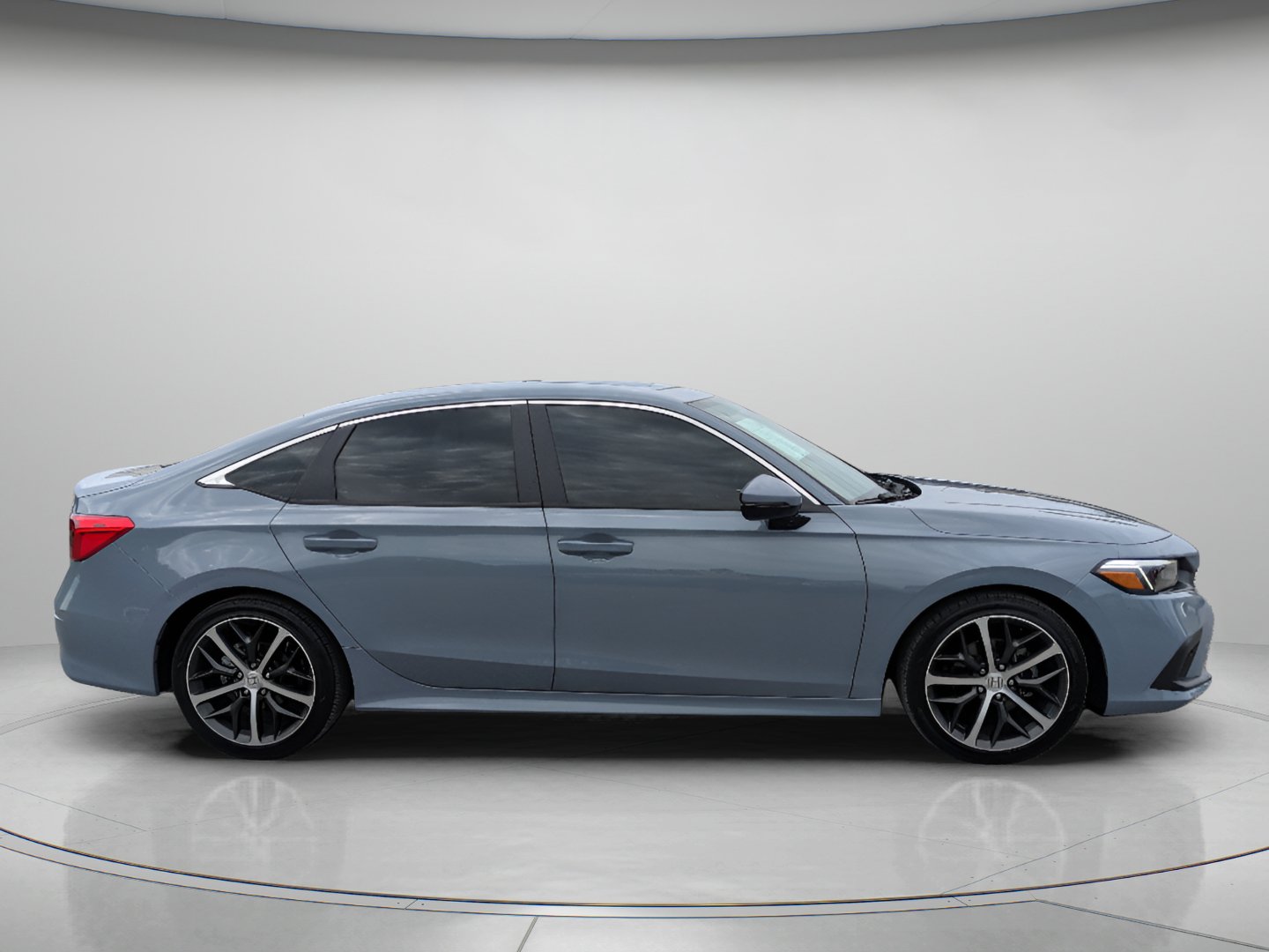 Used 2024 Honda Civic Touring image 9