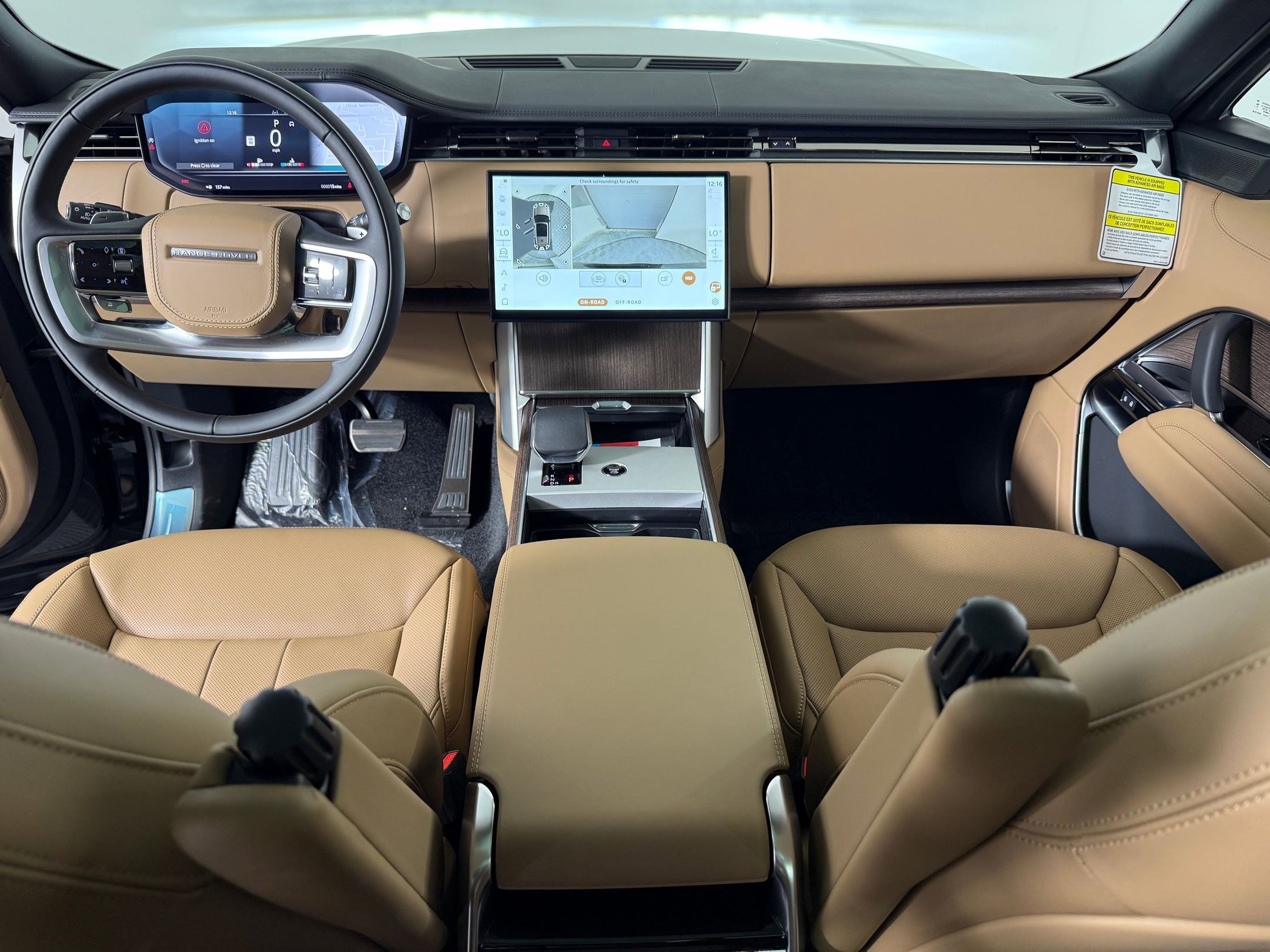 New 2026 Land Rover Range Rover Long Wheelbase SE image 17