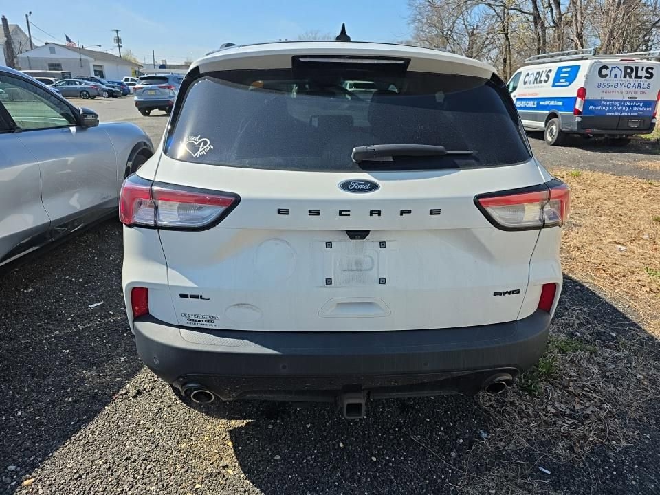 Used 2022 Ford Escape SEL w/ SEL Stealth AWD Package image 4