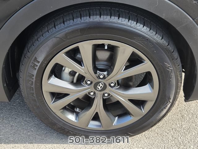 Used 2017 Hyundai Santa Fe Sport FWD image 22