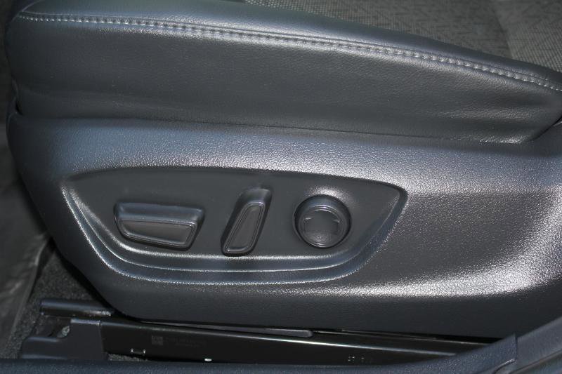 Used 2023 Toyota Camry XLE image 12
