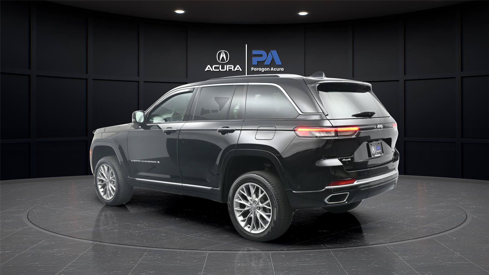 Used 2022 Jeep Grand Cherokee Summit AWD/4WD image 25