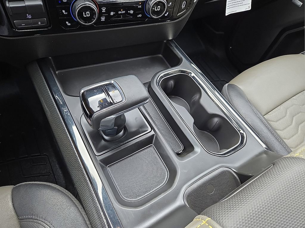 Used 2024 Chevrolet Silverado 1500 ZR2 w/ Technology Package image 32