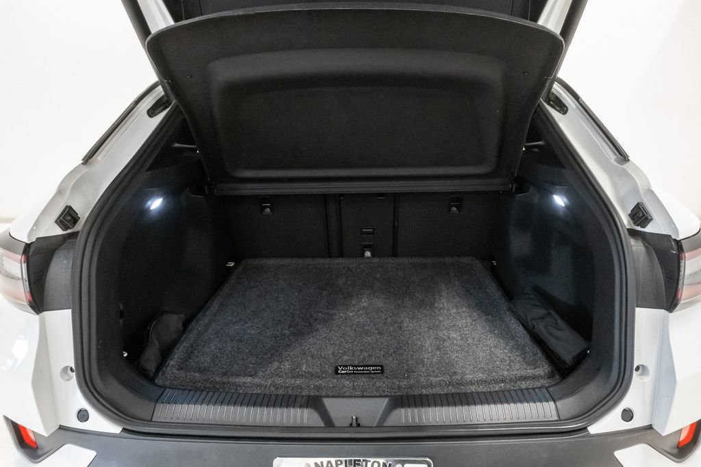 Used 2023 Volkswagen ID.4 Pro S Plus image 30