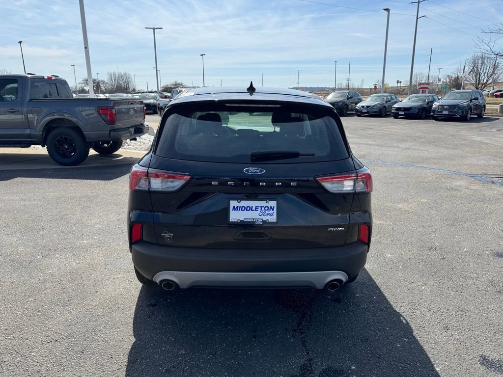 Certified 2022 Ford Escape S image 4