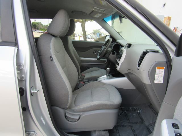 Used 2017 Kia Soul EV-e image 17