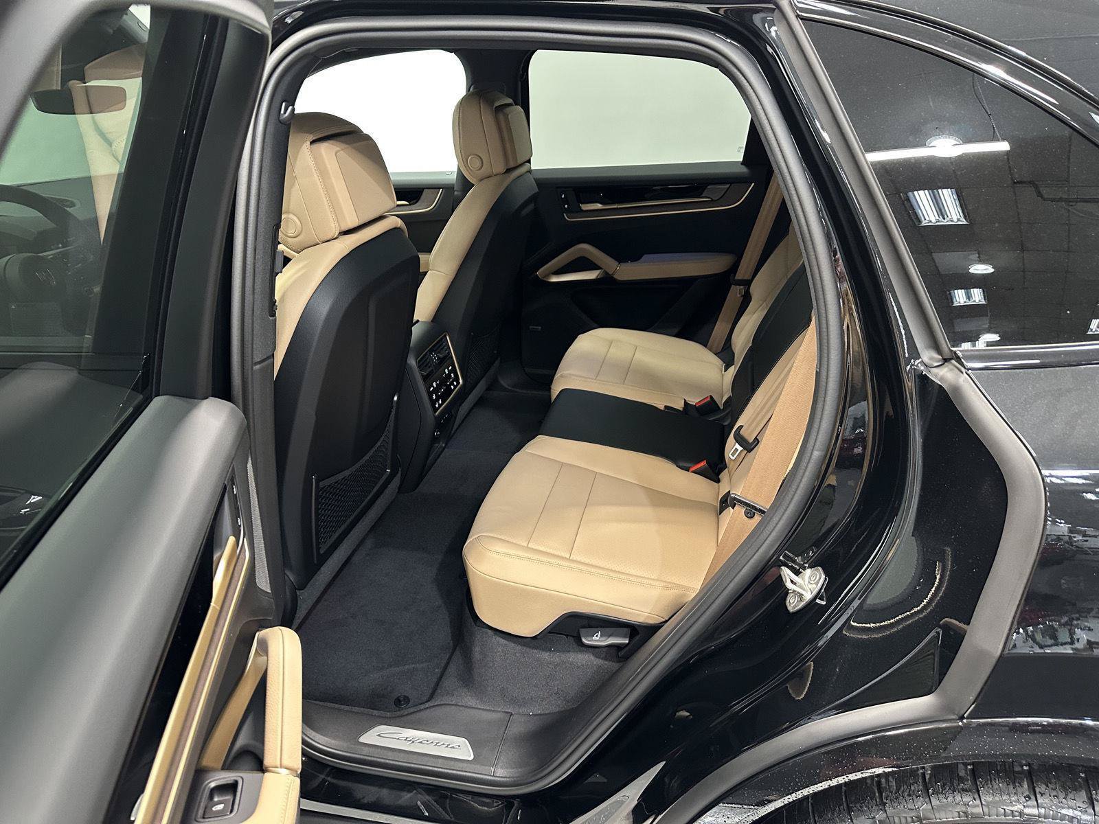 New 2026 Porsche Cayenne AWD/4WD image 35