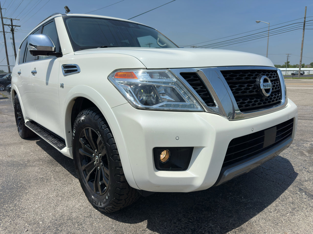 Used 2020 Nissan Armada Platinum w/ Captain's Chairs Package image 14