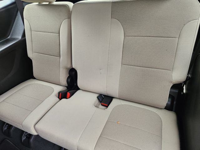 Certified 2022 Chevrolet Traverse LS AWD/4WD image 32
