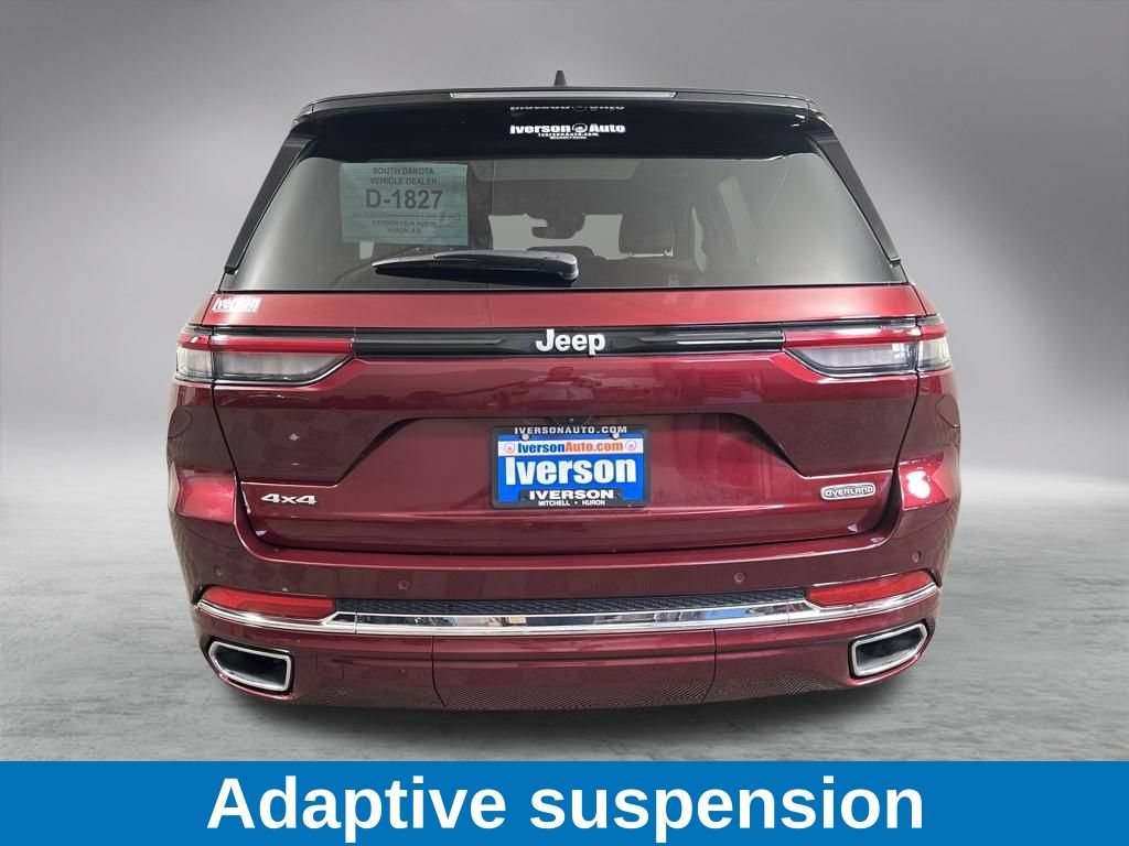 Used 2024 Jeep Grand Cherokee Overland AWD/4WD image 10