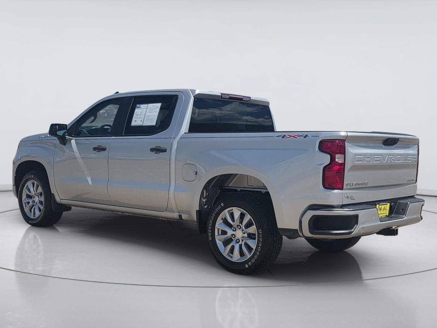 Used 2022 Chevrolet Silverado 1500 Custom AWD/4WD image 7