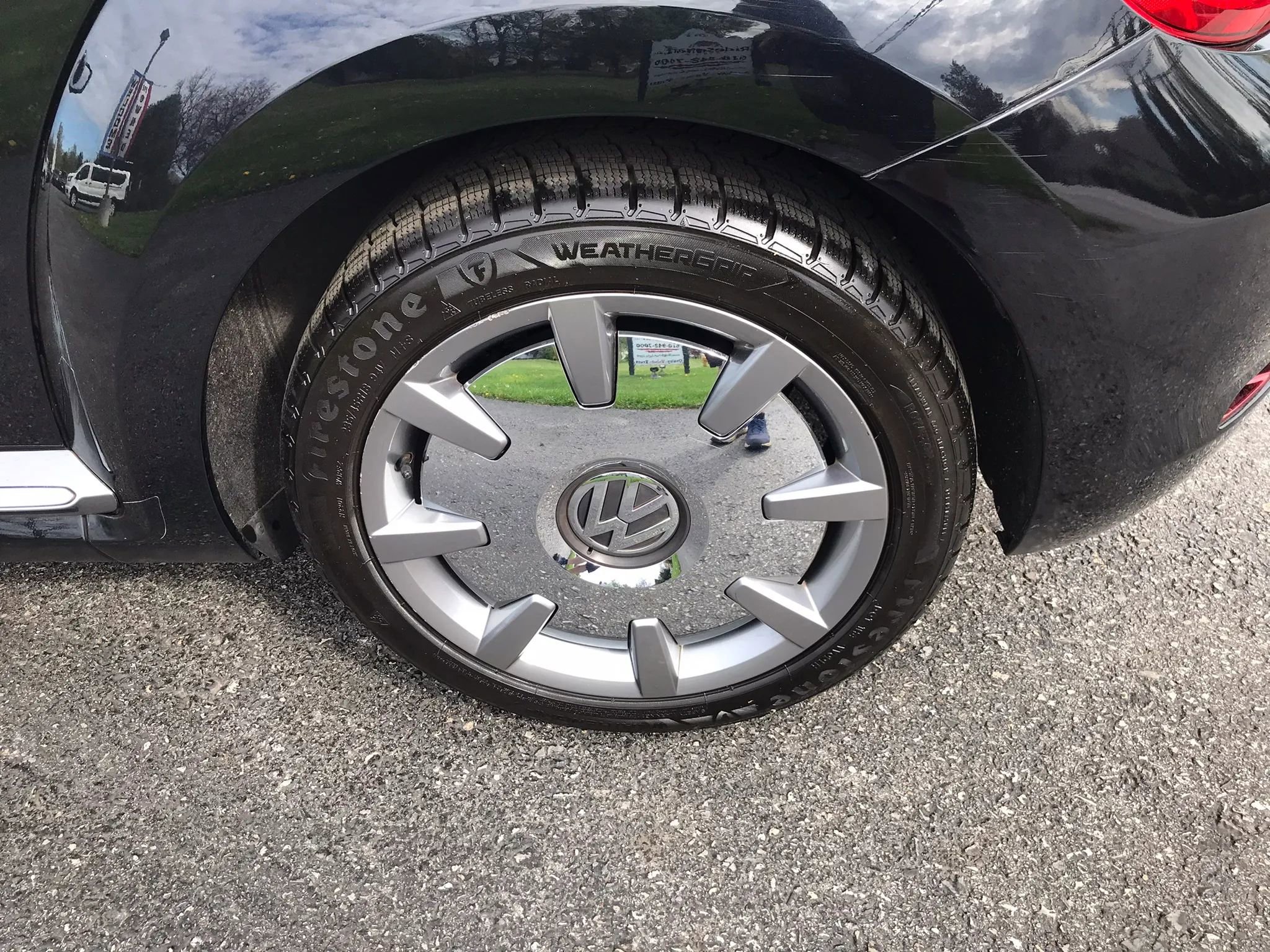 Used 2014 Volkswagen Beetle TDI FWD image 41