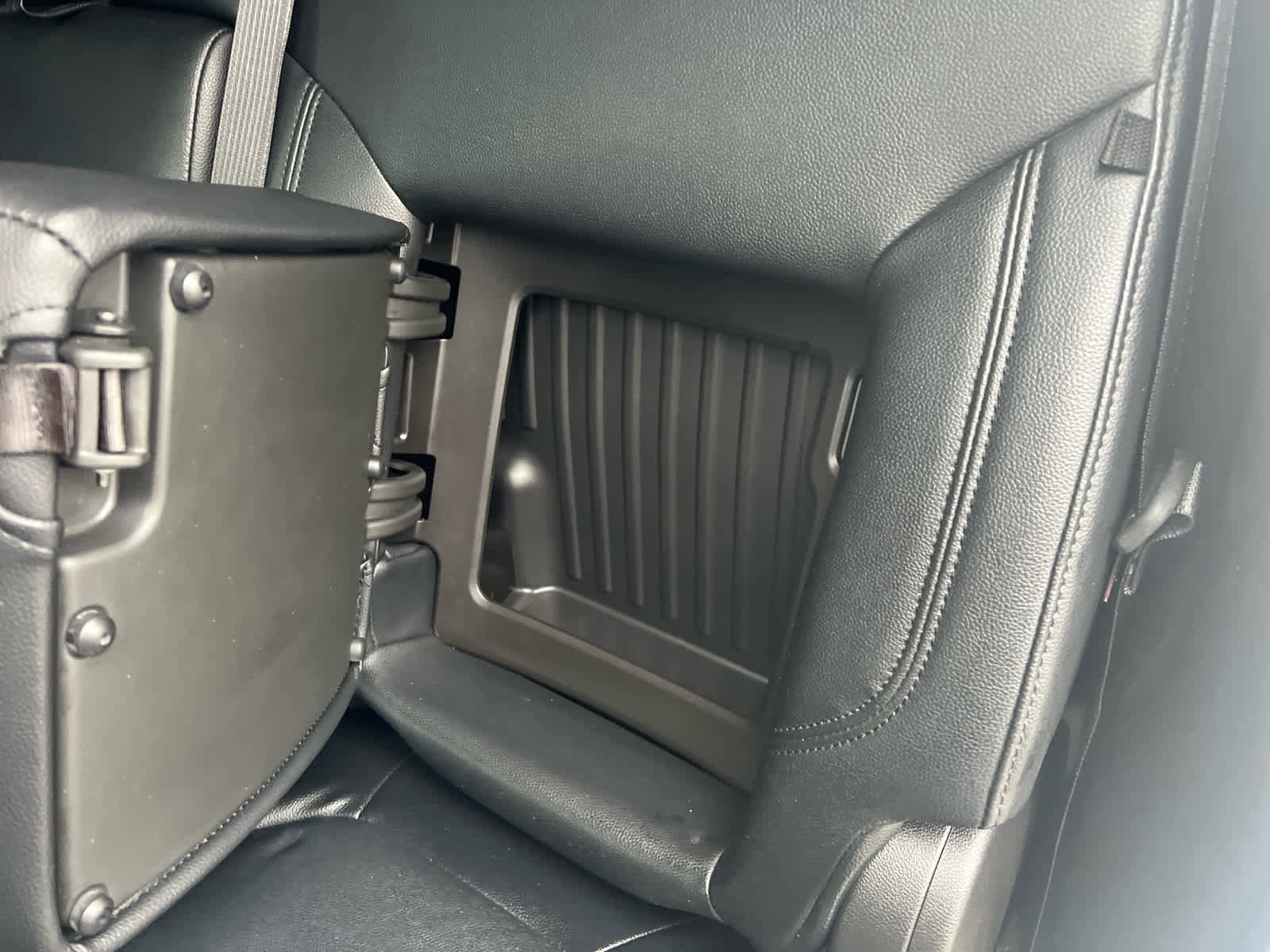 Used 2020 GMC Sierra 1500 Elevation w/ Elevation Value Package image 15