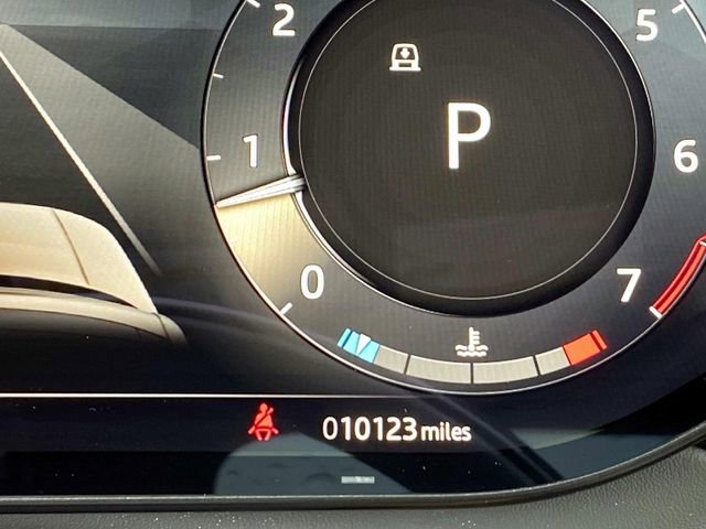 Used 2025 Land Rover Range Rover SE image 32