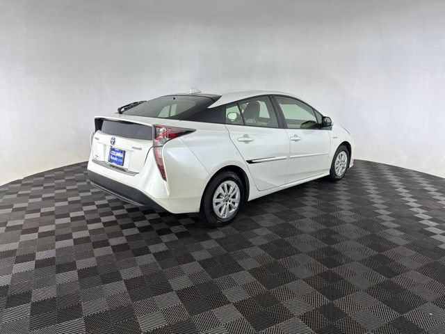 Used 2016 Toyota Prius Two FWD image 6