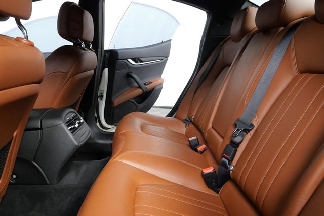 Used 2021 Maserati Ghibli S image 15