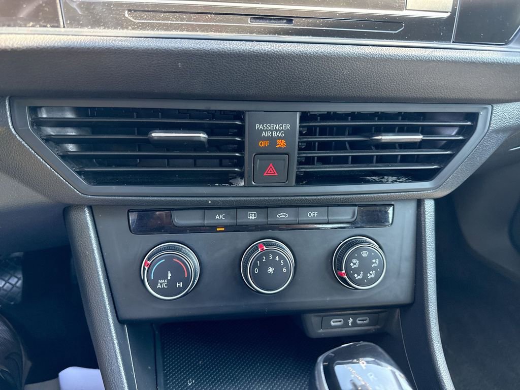 Used 2024 Volkswagen Jetta S image 34