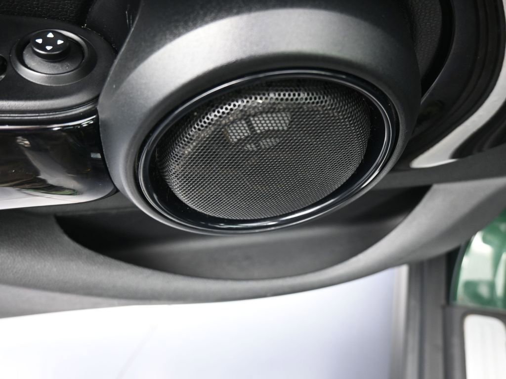 Used 2016 MINI Cooper S image 15