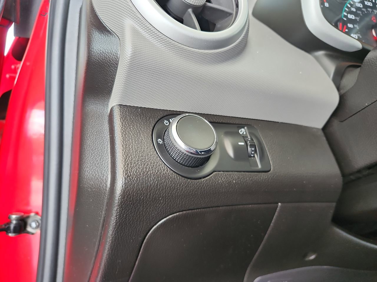 Used 2017 Chevrolet Sonic LS image 13