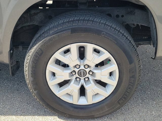 Certified 2023 Nissan Frontier SV AWD/4WD image 13