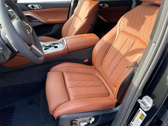 New 2027 BMW X6 xDrive40i w/ Climate Comfort Package AWD/4WD image 17
