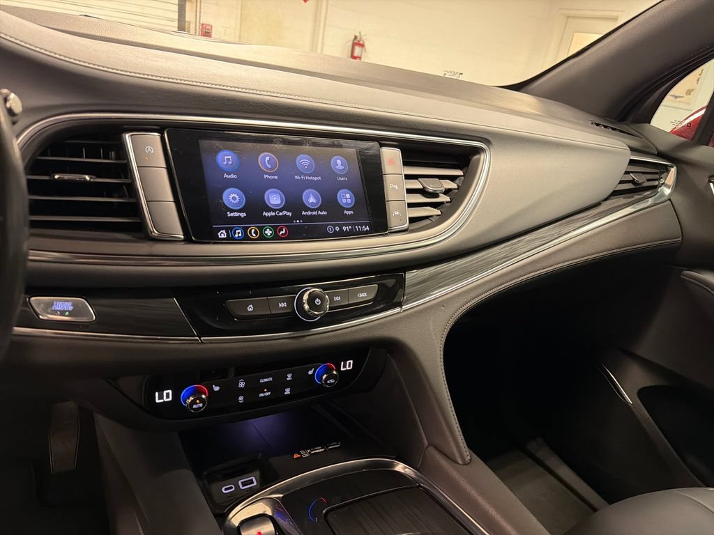 Used 2024 Buick Enclave Essence w/ Sport Touring Edition FWD image 35