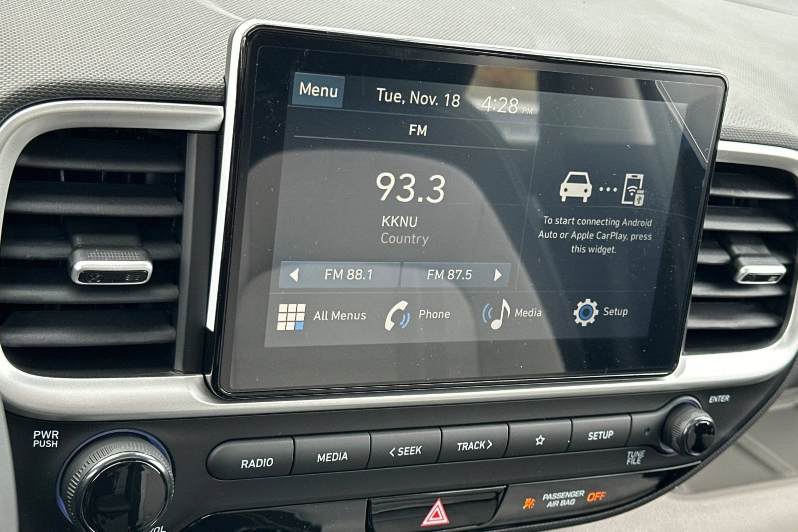 New 2026 Hyundai Venue SEL FWD image 17