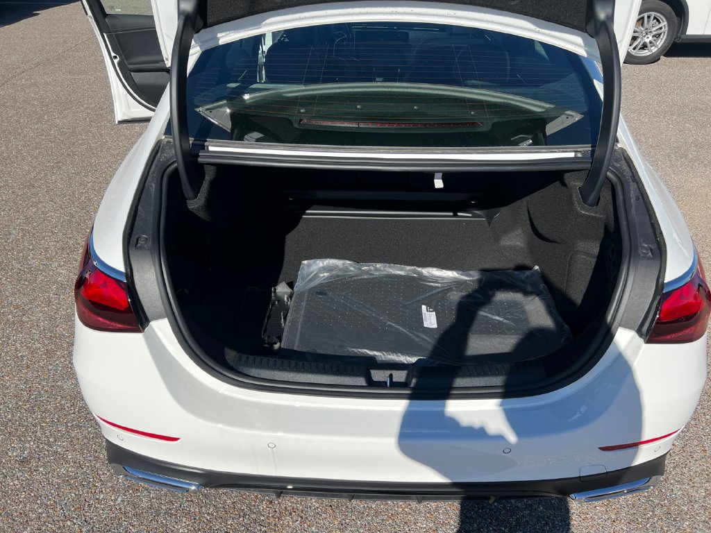 Used 2026 Mercedes-Benz E 350 Sedan image 25