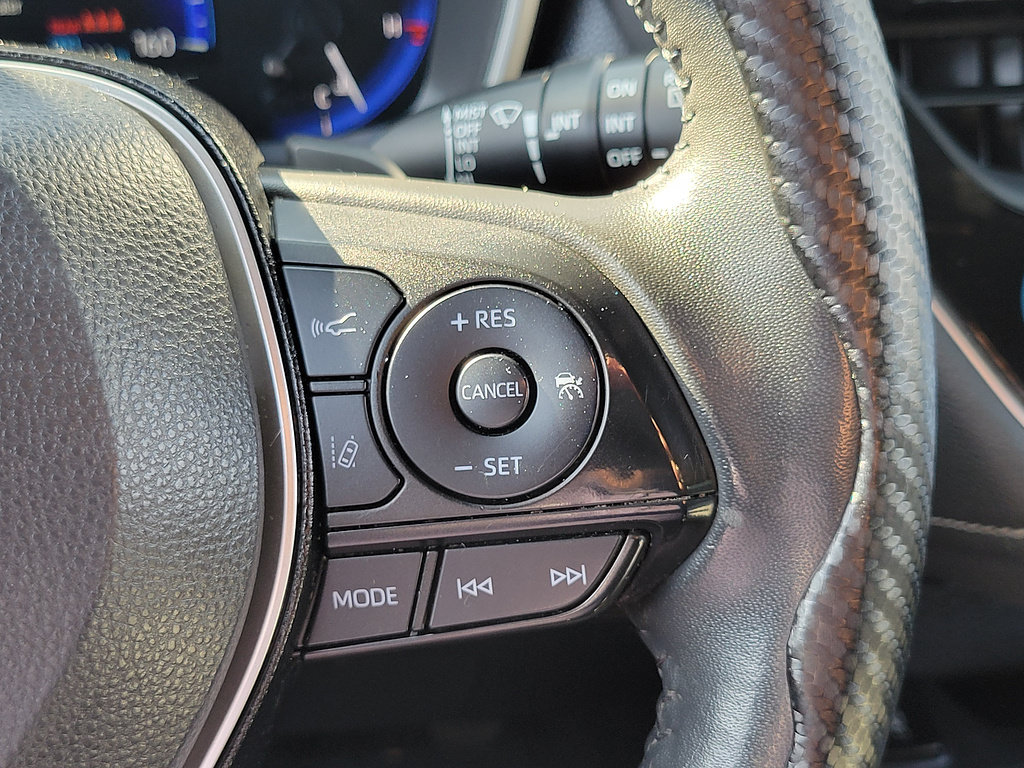 Used 2022 Toyota Corolla XSE FWD image 24