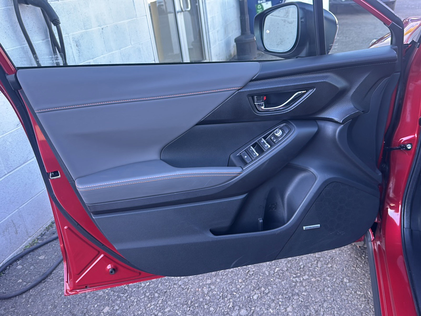 Certified 2025 Subaru Crosstrek 2.5i Limited w/ Popular Package #4A image 14