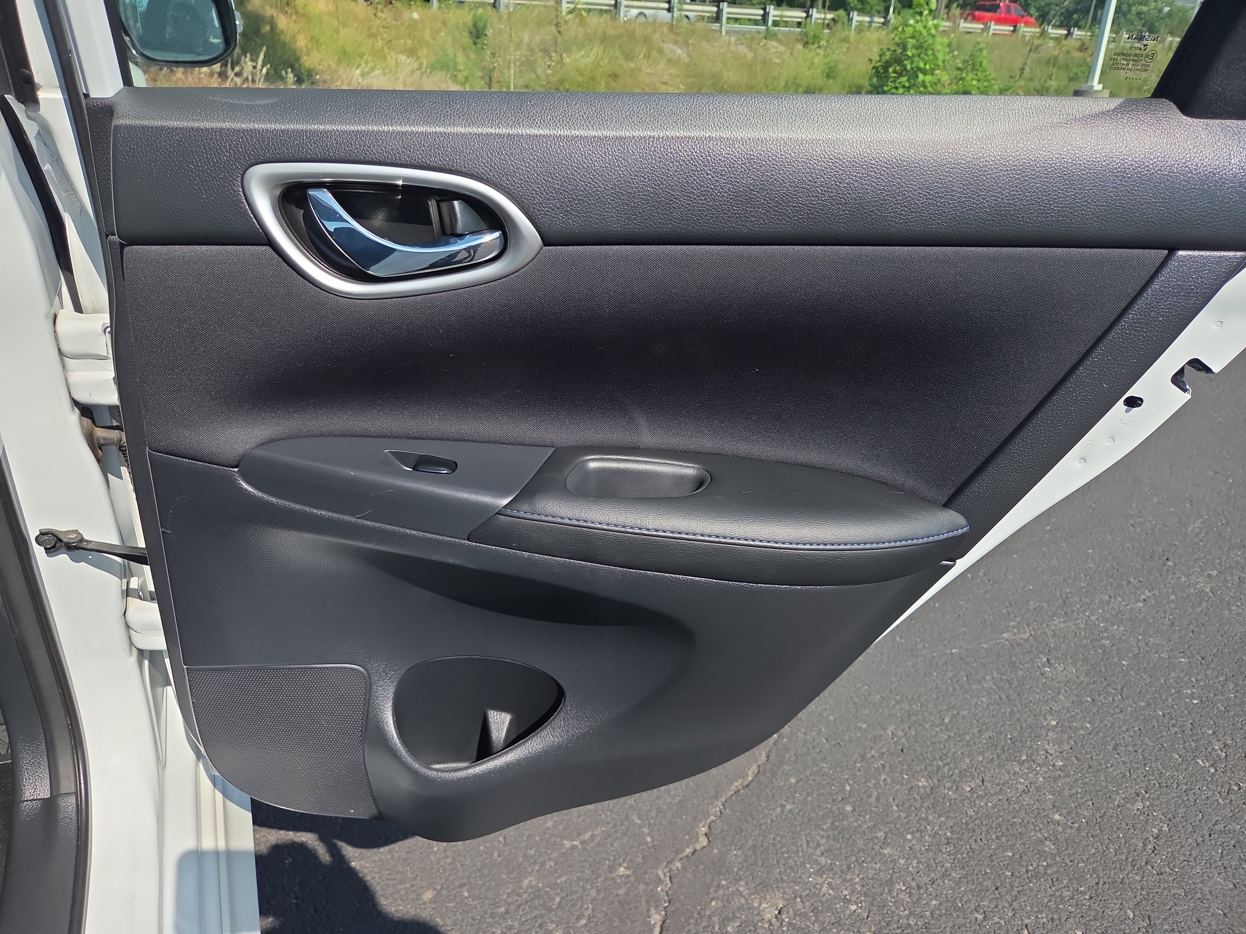 Used 2016 Nissan Sentra SR FWD image 19