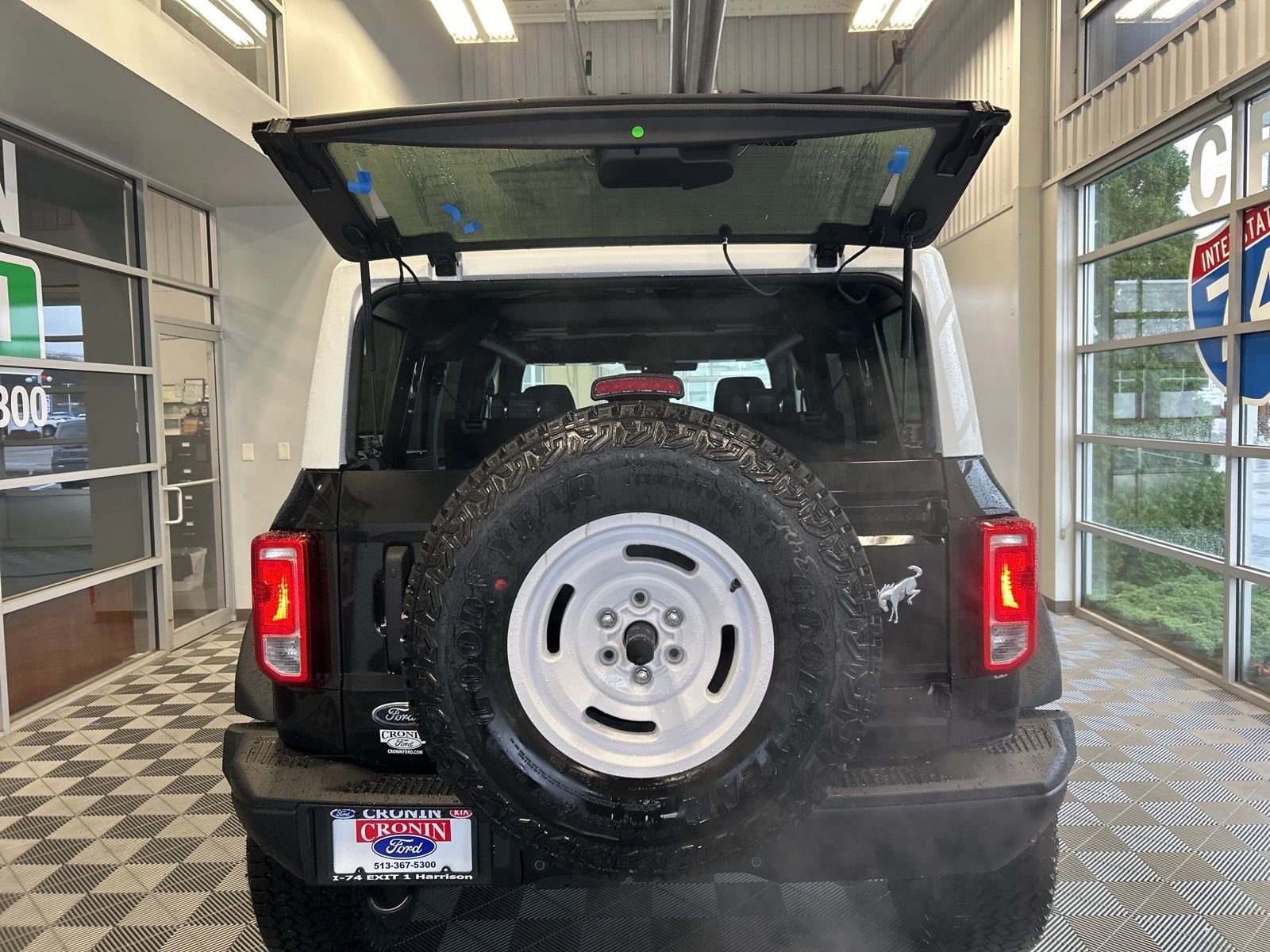 New 2025 Ford Bronco Heritage Edition image 11