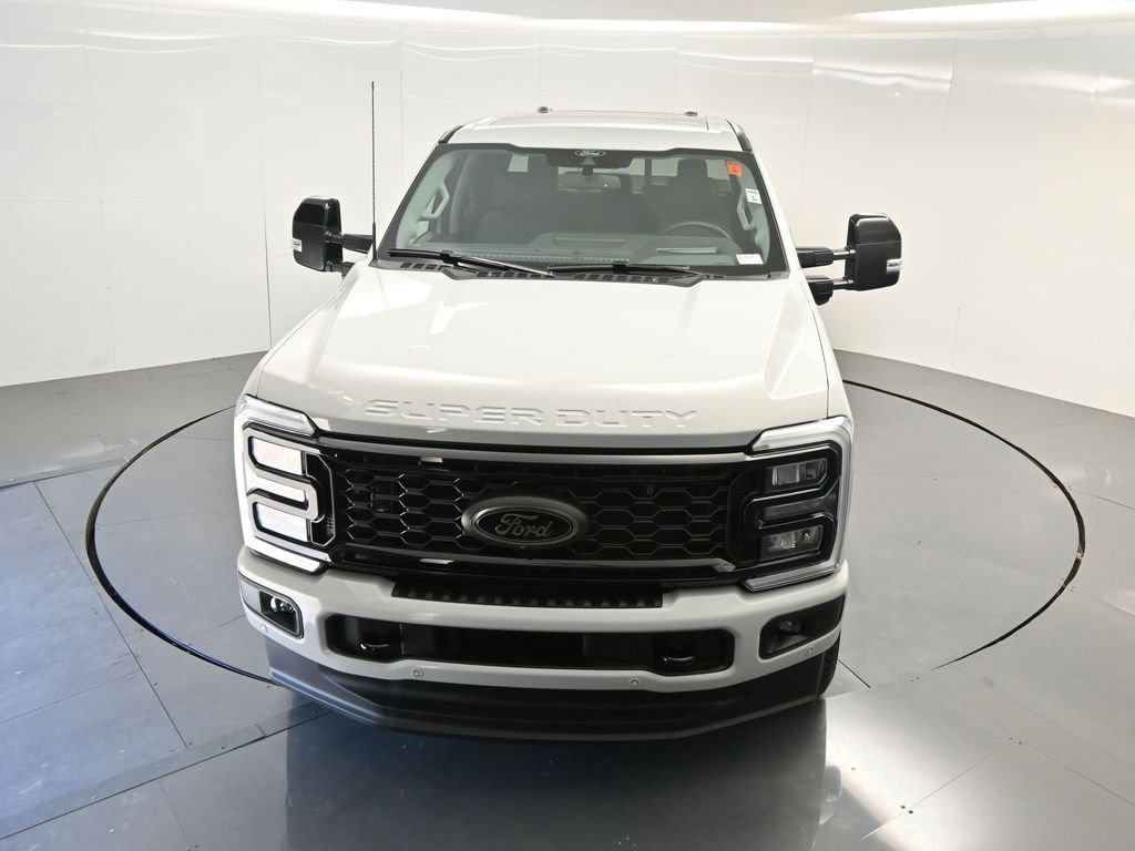Used 2026 Ford F350 Lariat w/ Black Appearance Package image 44