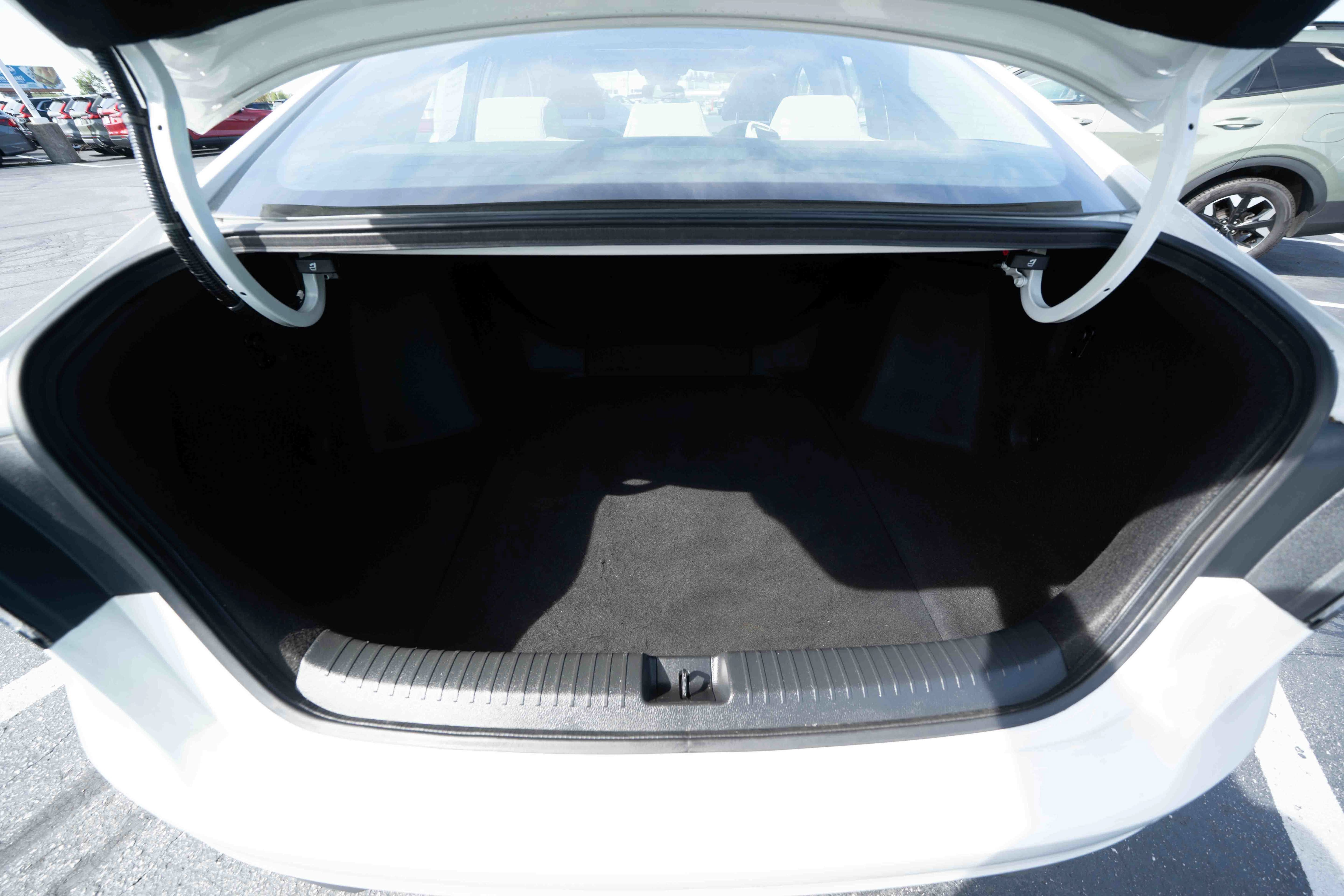 Used 2024 Honda Accord EX image 27