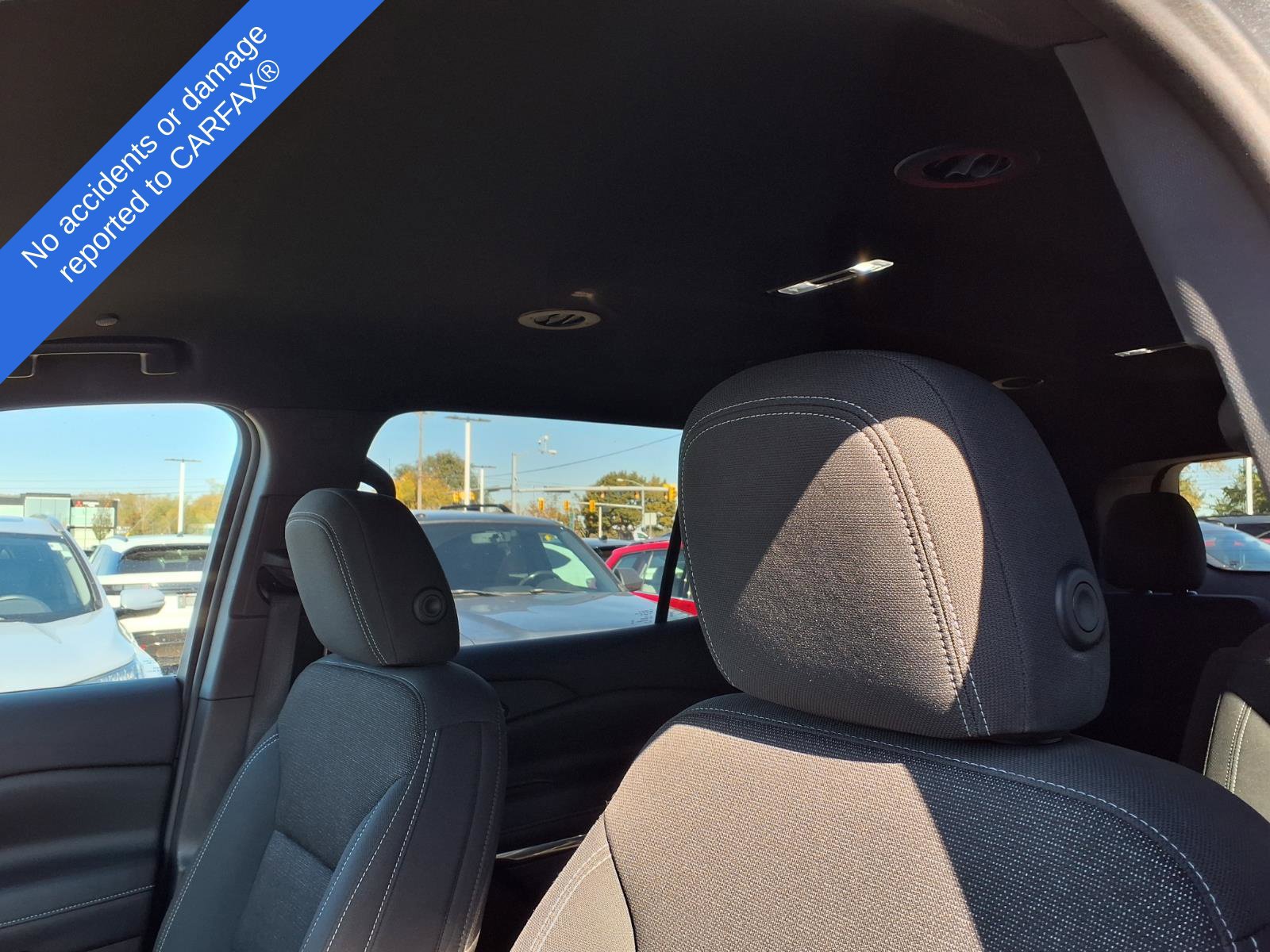 Used 2026 Chevrolet Traverse LT FWD image 18