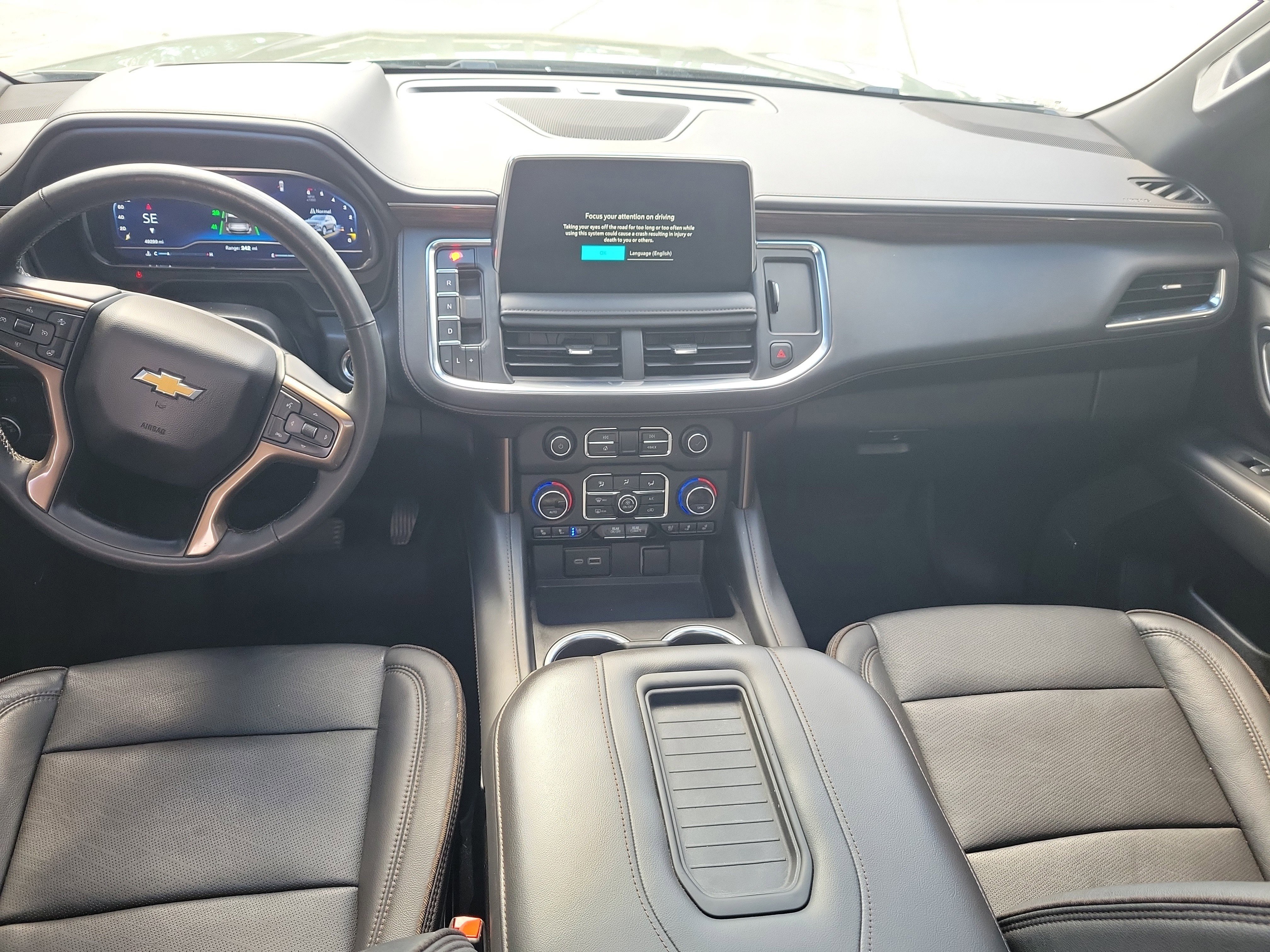 Used 2023 Chevrolet Suburban High Country image 18