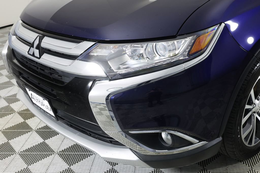 Used 2018 Mitsubishi Outlander SEL FWD image 38