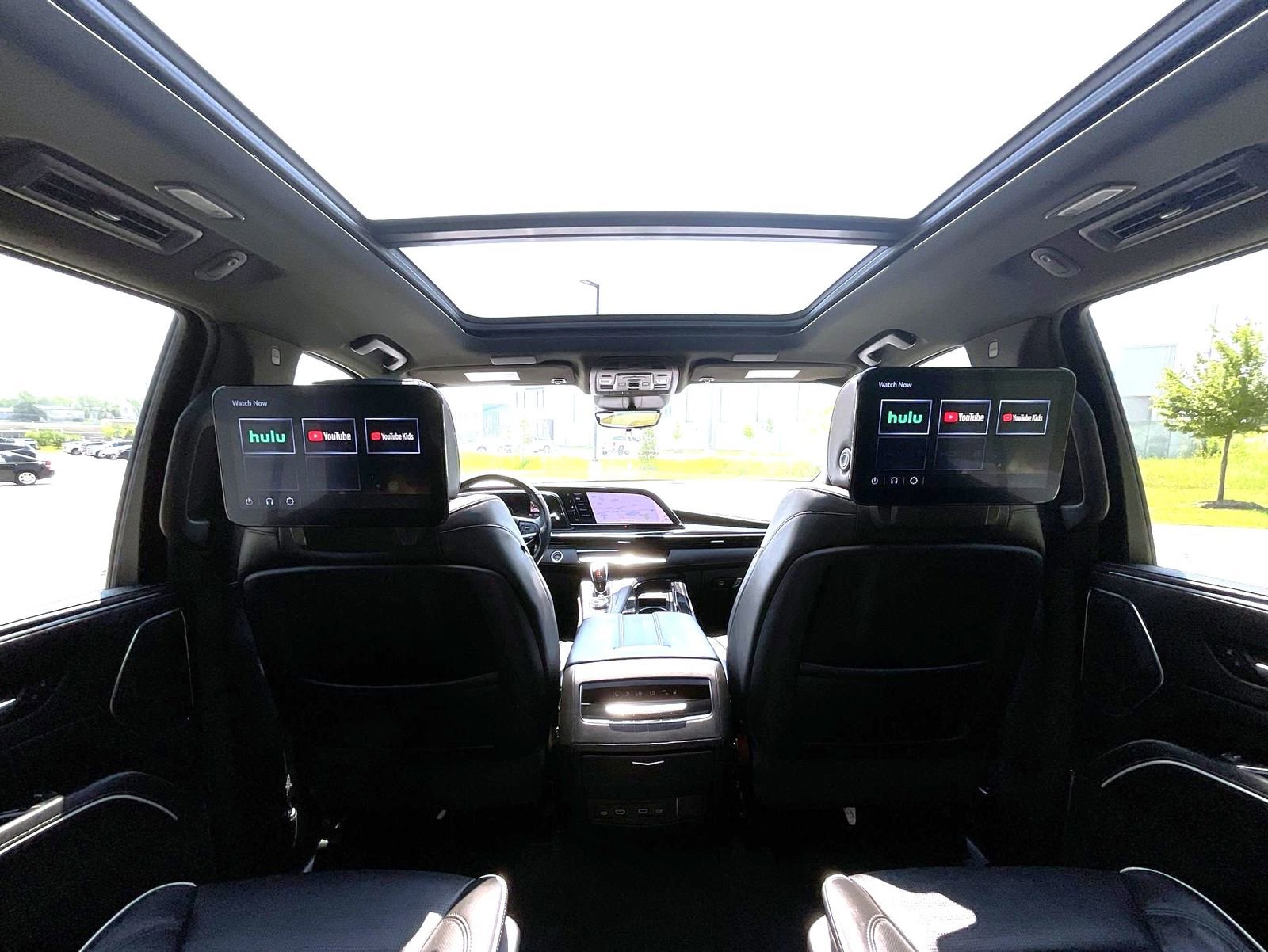 Used 2023 Cadillac Escalade Sport w/ LPO, ONYX Package image 22