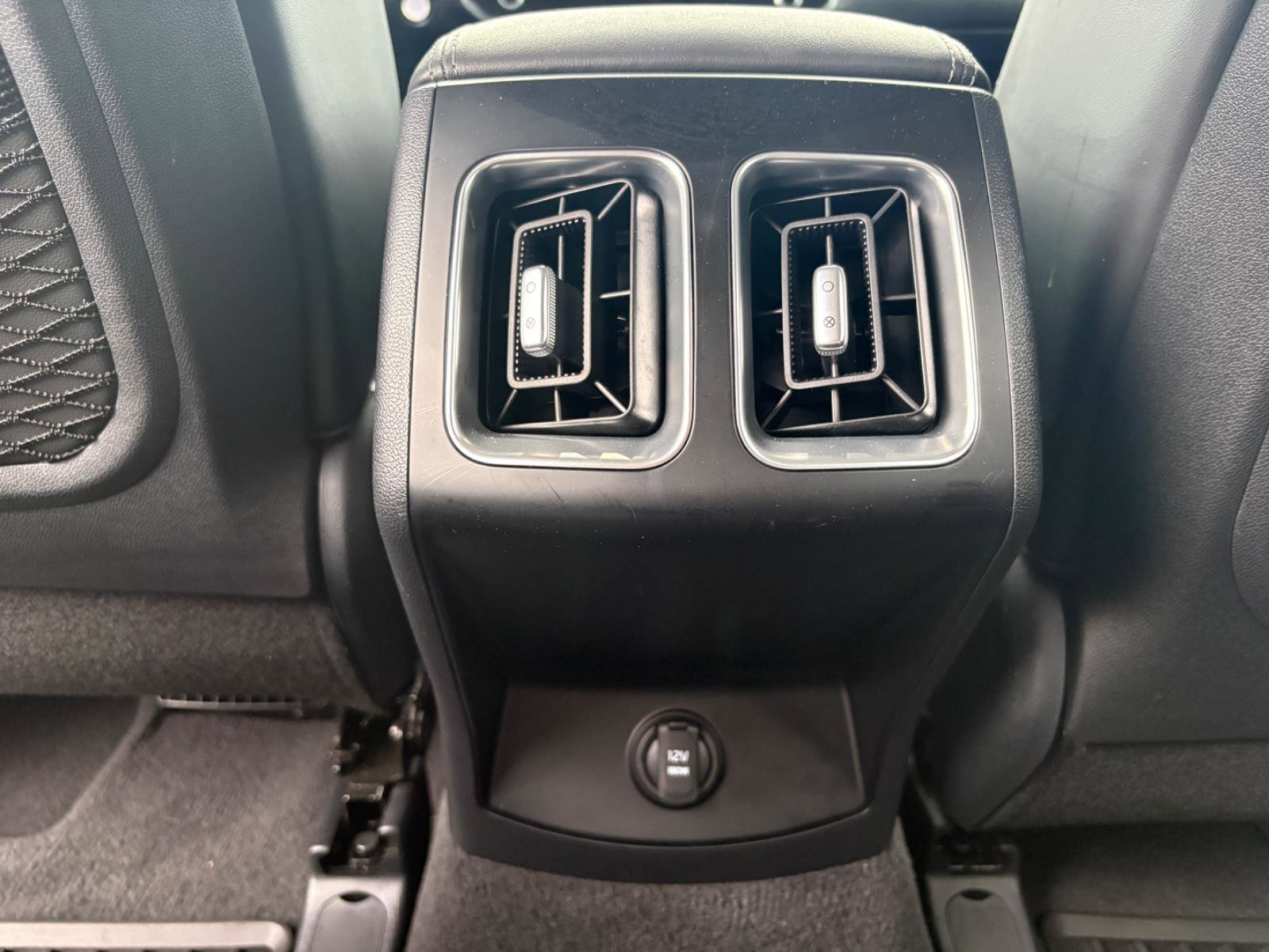Used 2025 Kia Sorento EX w/ Panoramic Sunroof Package FWD image 27