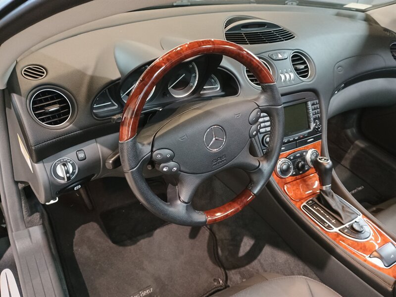 Used 2006 Mercedes-Benz SL 500 image 14