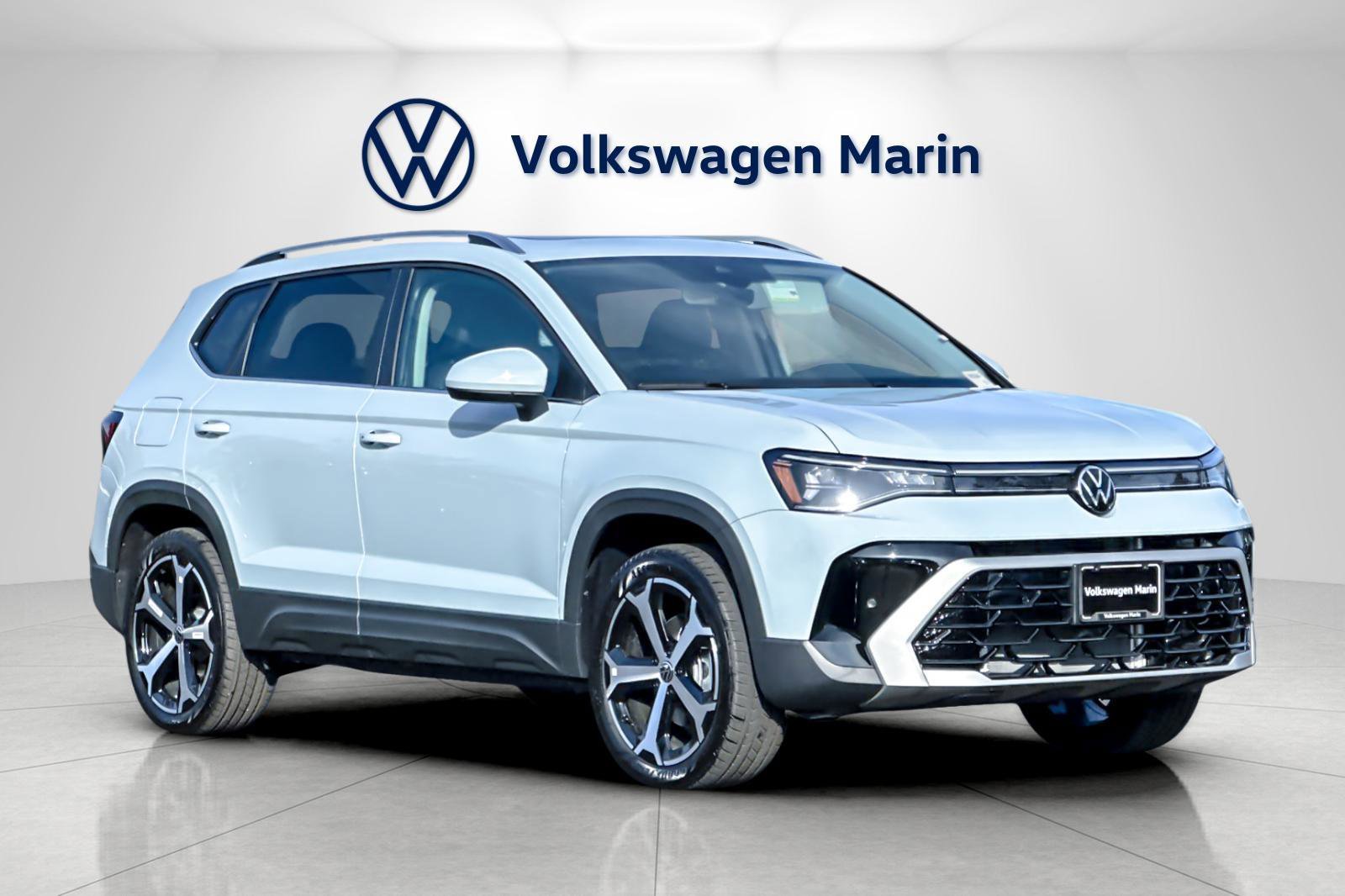 New 2026 Volkswagen Taos SEL image 7