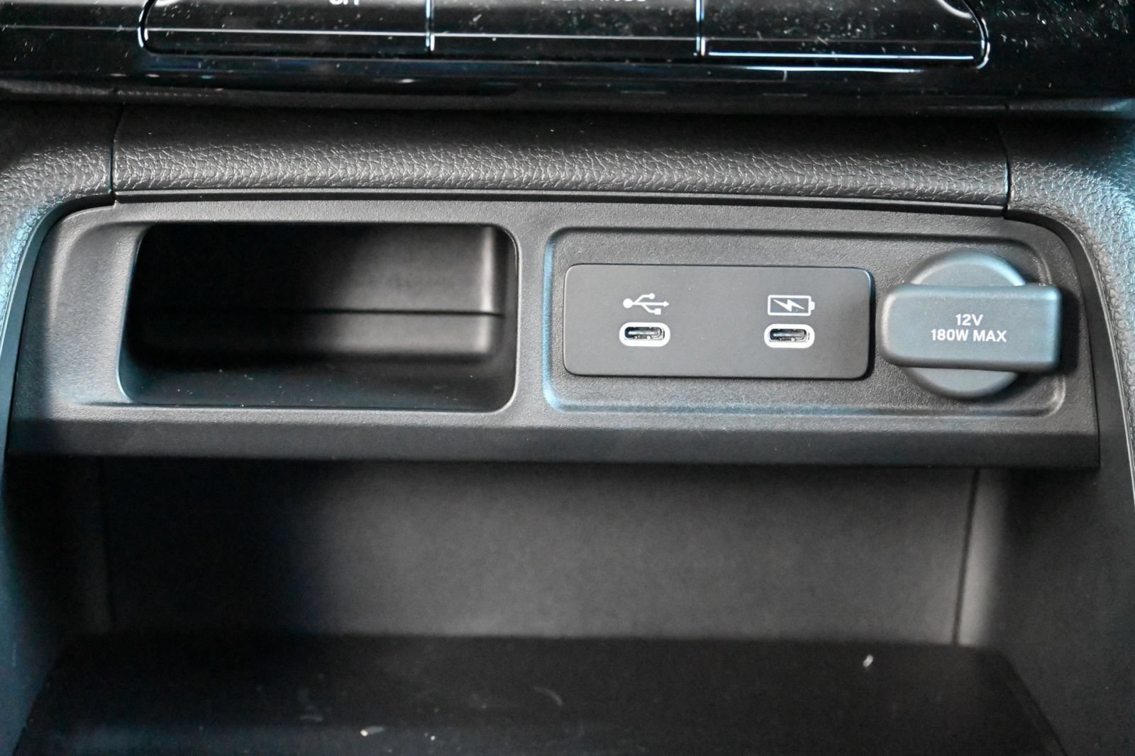 New 2026 Honda Pilot Sport image 25