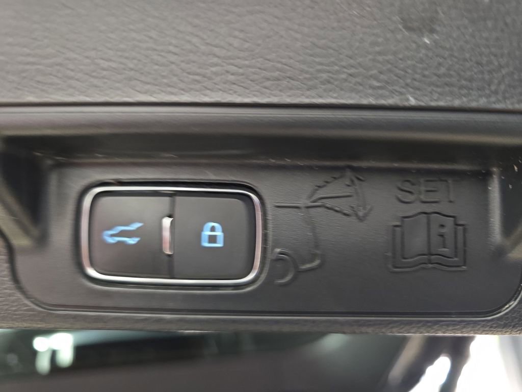 Used 2023 Ford Explorer XLT w/ Equipment Group 202A image 16